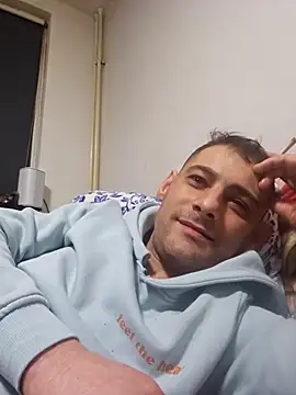 mihaimichael's cam snapshot