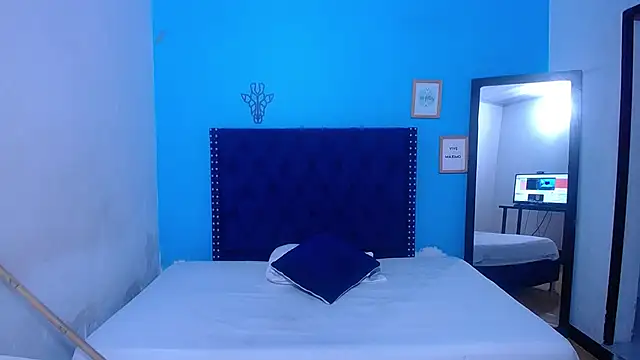 kinky_redhead18's cam snapshot