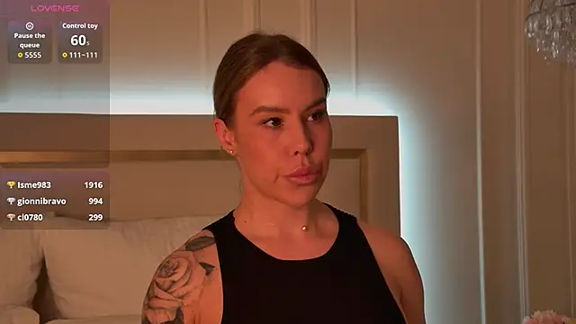 Ashley_Roys's cam snapshot