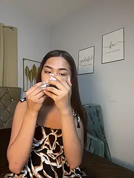 Diannellove live sex cam