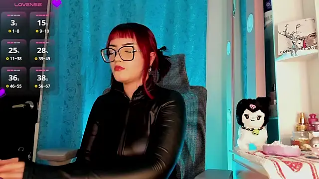 RosesLizzyy's cam snapshot