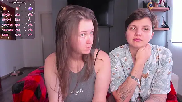 Tenderly_Couple's cam snapshot