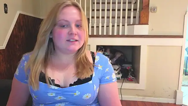 PhatAssBlond live sex cam