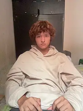 JoelnClouds live sex cam