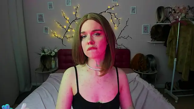 GabbieWhite live sex cam