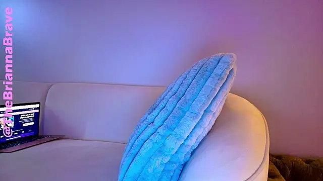 BriannaBrave's cam snapshot