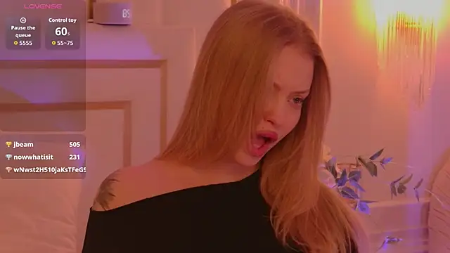 MollyHilton's cam snapshot