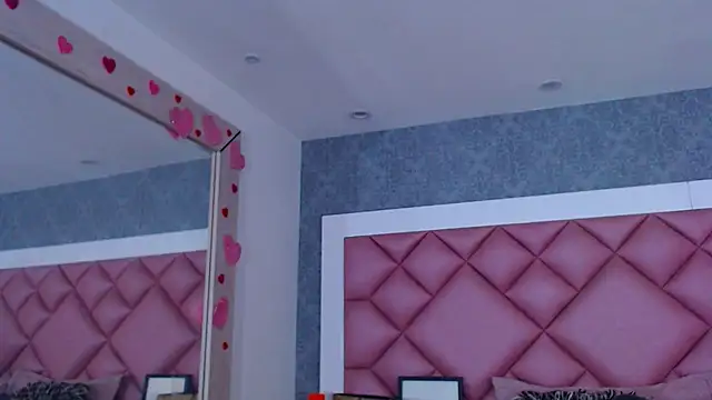 Thegreatonelady live sex cam