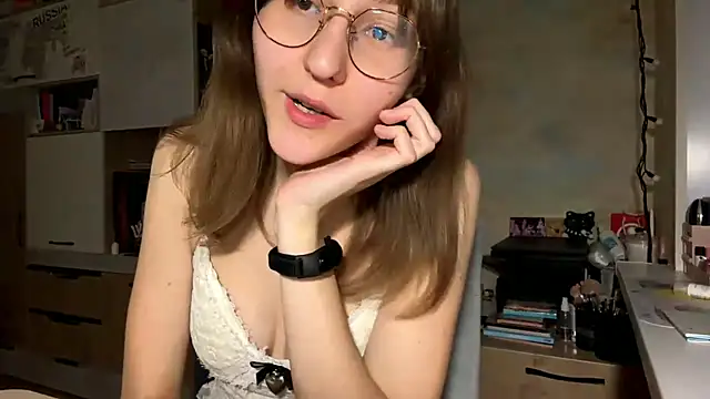 Miaaa_Moon live sex cam