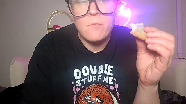 quinnmariexo live sex cam