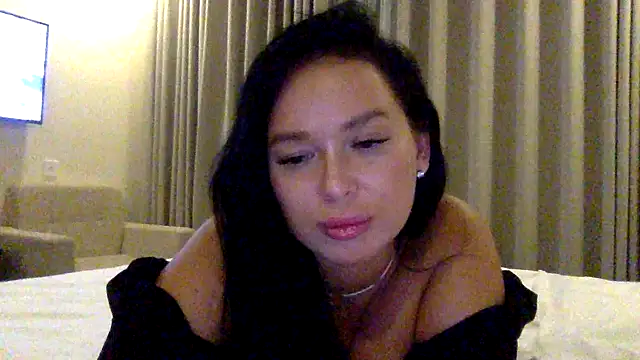 Fayronna's cam snapshot