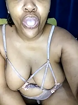 SweetJuicyPussy97's cam snapshot