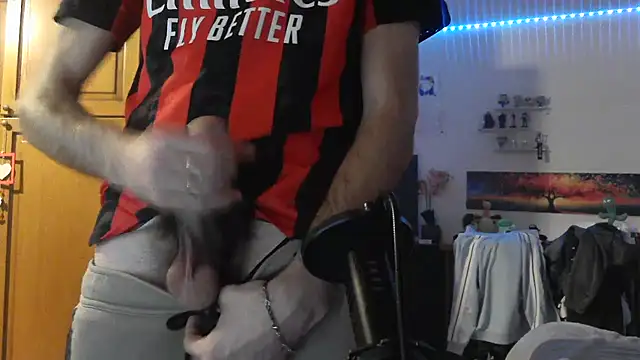 maestroboris95's cam snapshot