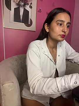 -BabyLuna's cam snapshot