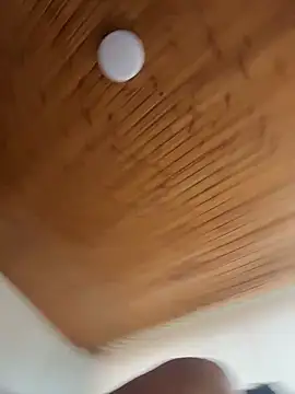 SuxxDiego's cam snapshot