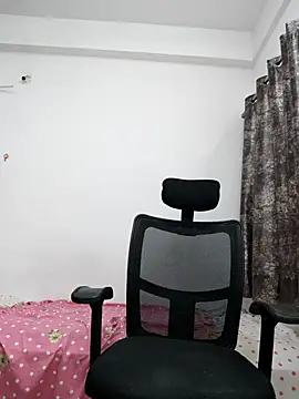 sanaya_baby's cam snapshot