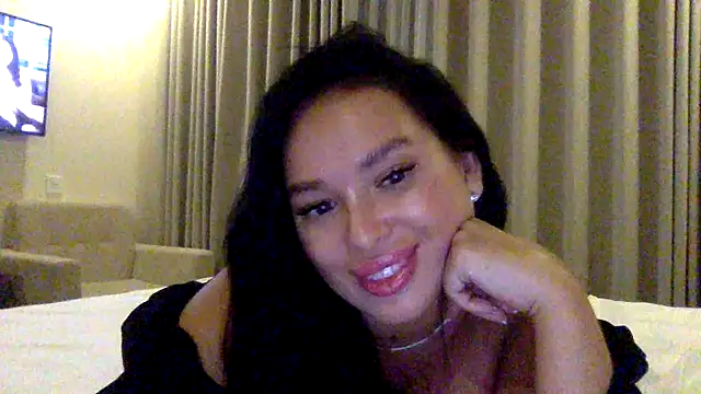 Fayronna's cam snapshot