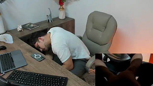 Jay_Grip's cam snapshot