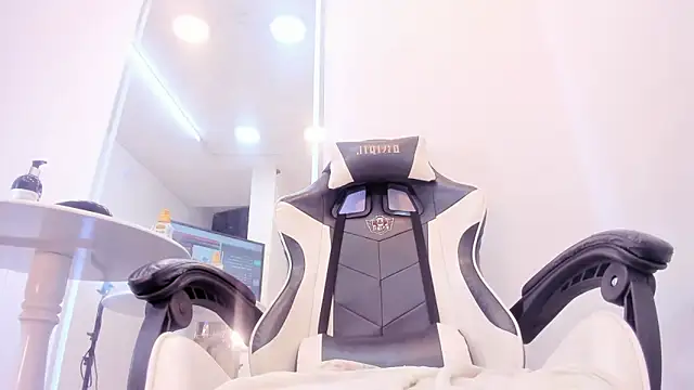 sweet_boygay's cam snapshot