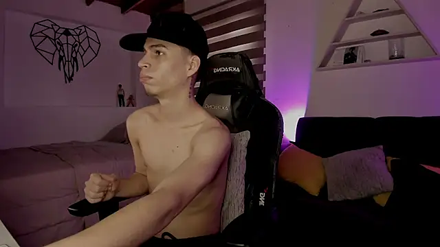 juan_posada's cam snapshot