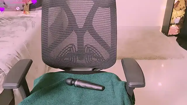 Khaleesiiii's cam snapshot