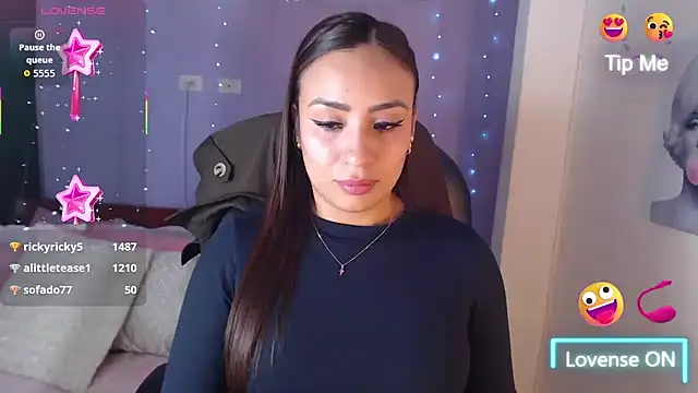 Paulina_627's cam snapshot