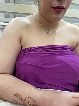 Bold-arabic-vibes's cam snapshot