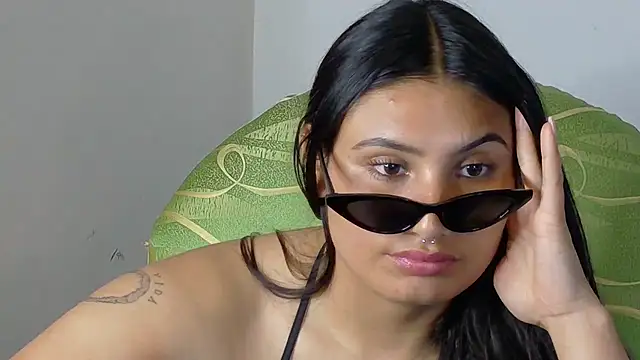 Linda_andrew's cam snapshot