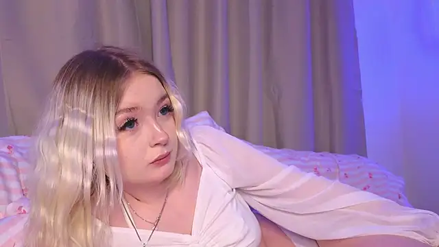 minigirl's cam snapshot