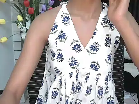 Richa_Patel's cam snapshot