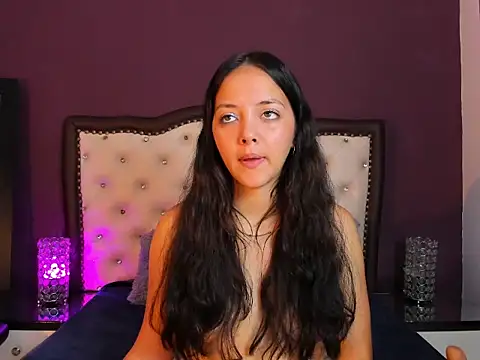 JadeRouse18's cam snapshot