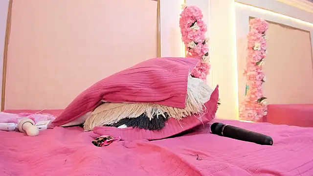 Roxxana-queen's cam snapshot