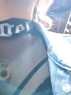 Cataleya_16's cam snapshot