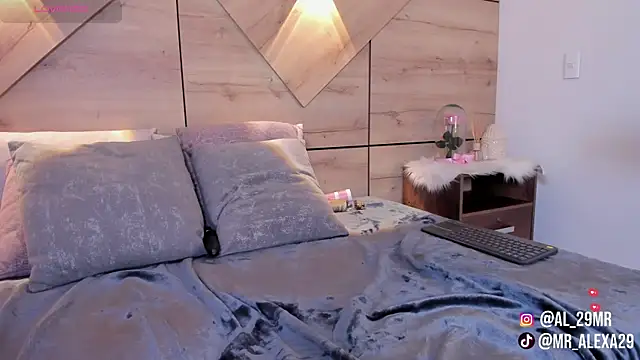 sussan_fox_'s cam snapshot