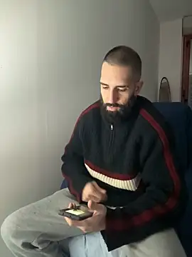 Gioeltoro89 live sex cam