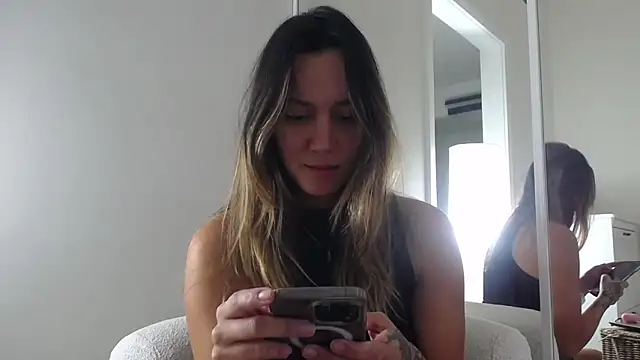 KaylaHosk live sex cam