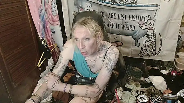 Ombeline1 live sex cam