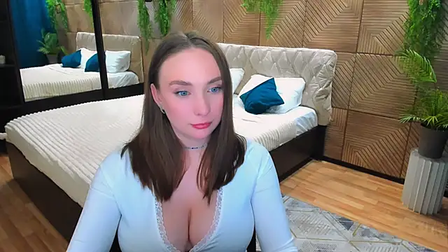 TrueReincarnation live sex cam