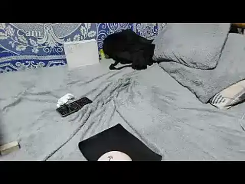 yazin19's cam snapshot