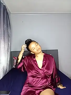 Sultrytits6 live sex cam