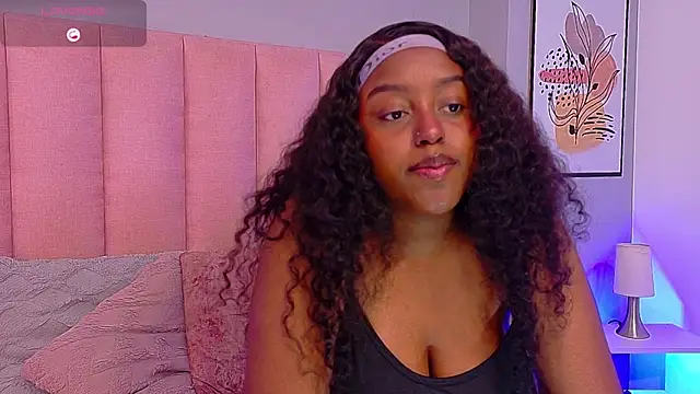 Aitana_Oliveira's cam snapshot