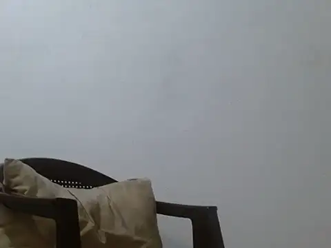 Larry-n-clouds's cam snapshot