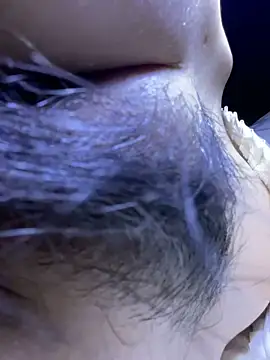 iu_uzZ's cam snapshot