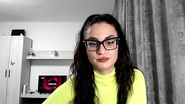 AleeAlice's cam snapshot