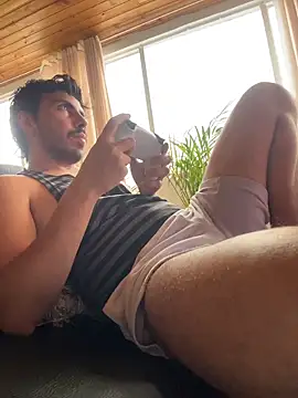 SuxxDiego's cam snapshot