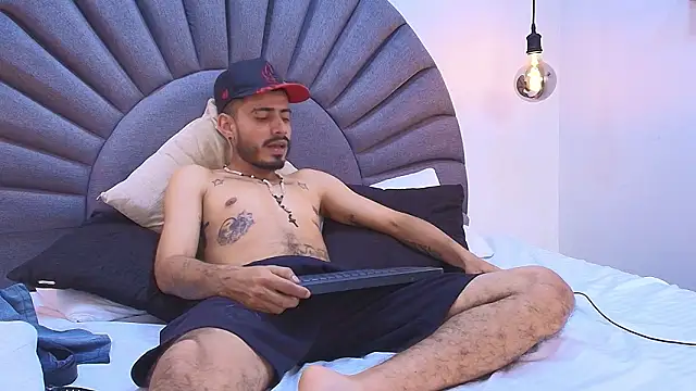 MatthewCullen's cam snapshot