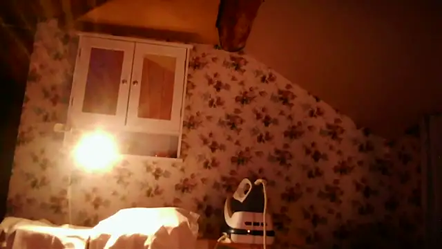 Valinella live sex cam