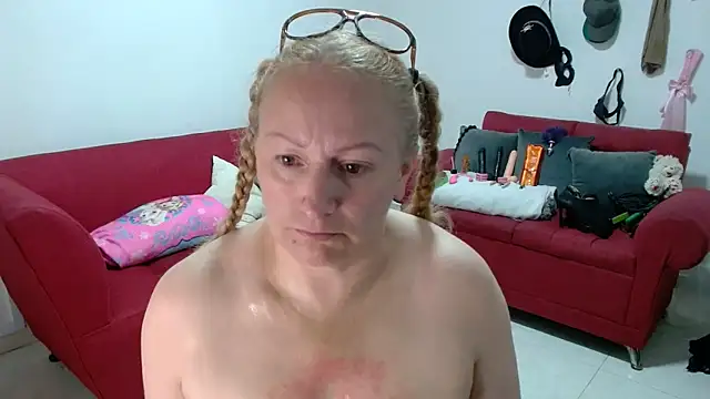 emperabigbootybigass's cam snapshot