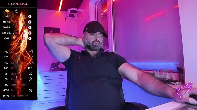 HAIR-MAN's cam snapshot