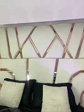 Madisson-Rivas's cam snapshot